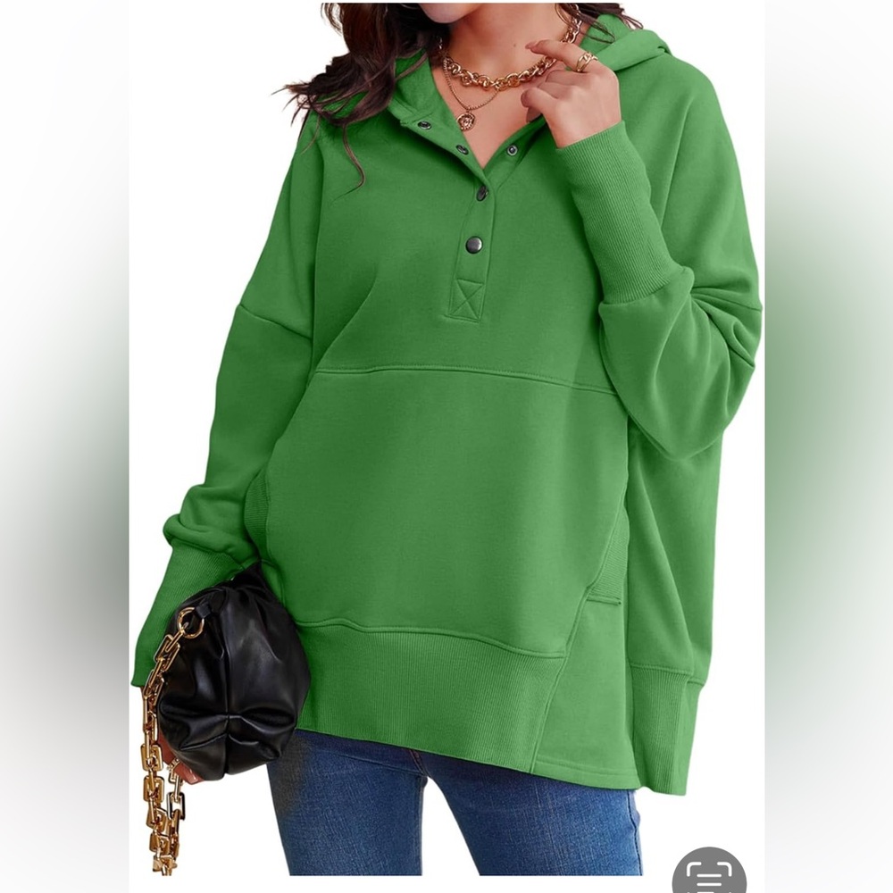 NWOT AlvaQ Women’s Vibrant Green  Oversized Sweatshirt Hoodie
